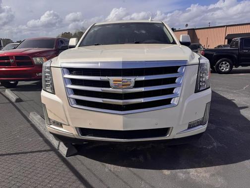 2015 Cadillac Escalade Luxury