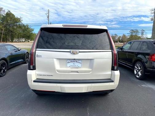 2015 Cadillac Escalade Luxury