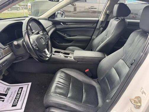 2019 Honda Accord Touring 2.0T