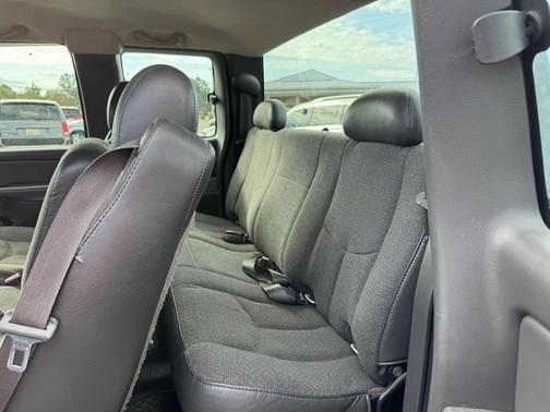 2005 Chevrolet Silverado 1500 LS Extended Cab