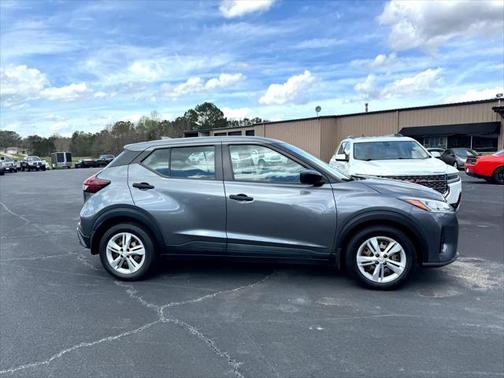 2021 Nissan Kicks S