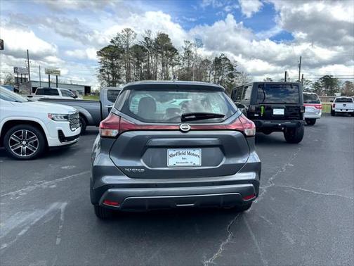 2021 Nissan Kicks S
