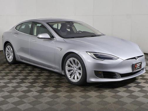 2016 Tesla Model S 75D
