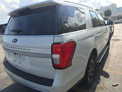 2023 Ford Expedition XLT