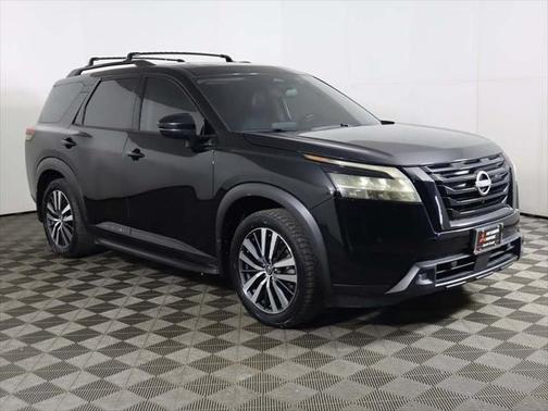 2022 Nissan Pathfinder Platinum 4WD