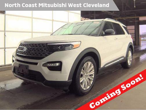 Star White Metallic Tri-Coat 2022 Ford Explorer Limited