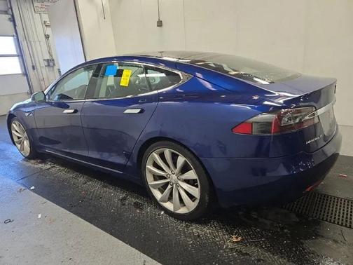 2016 Tesla Model S 90D