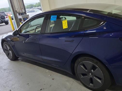 Blue 2021 Tesla Model 3 Standard Range Plus