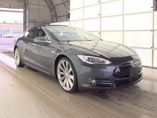 2015 Tesla Model S 85D
