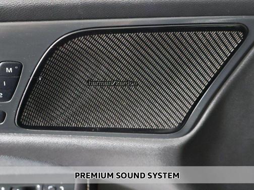 2019 Volvo S60 T6 R-Design