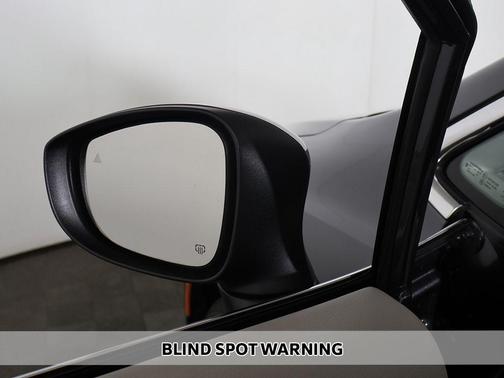 Granite Crystal Metallic Clearcoat 2023 Chrysler Pacifica Touring L