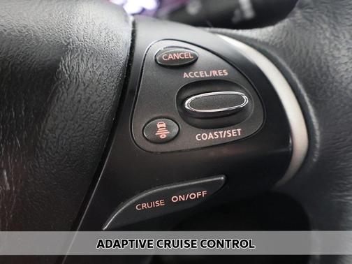 2018 Nissan Pathfinder SL