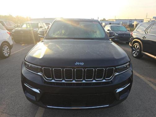 2022 Jeep Grand Cherokee 4xe Base