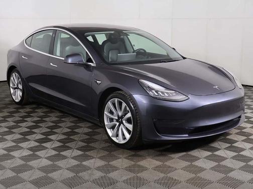2020 Tesla Model 3 Long Range