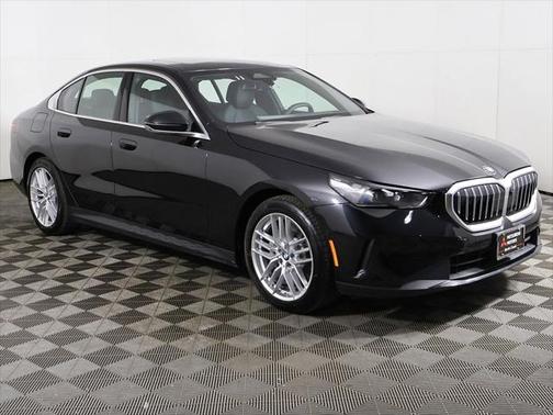 2025 BMW 530 i xDrive