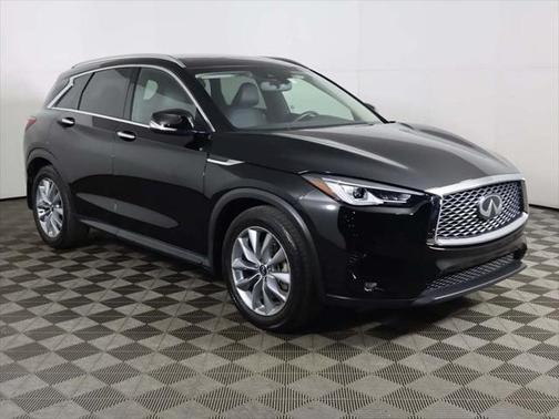 2022 INFINITI QX50 LUXE AWD
