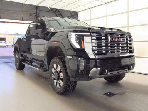 Onyx Black 2024 GMC Sierra 2500 Denali