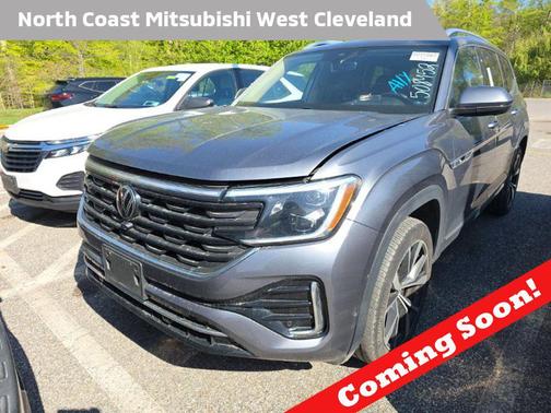 Platinum Gray Metallic 2024 Volkswagen Atlas 2.0T SEL Premium R-Line 4MOTION