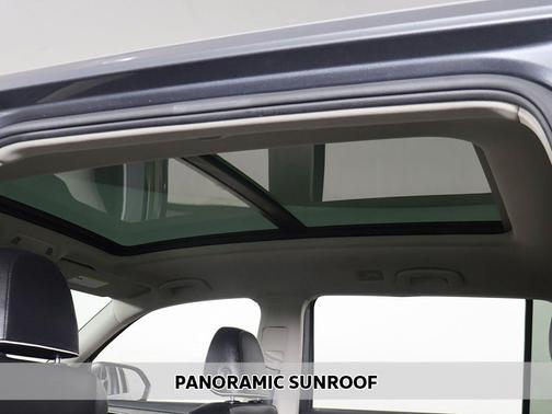 Platinum Gray Metallic 2024 Volkswagen Atlas 2.0T SEL Premium R-Line 4MOTION