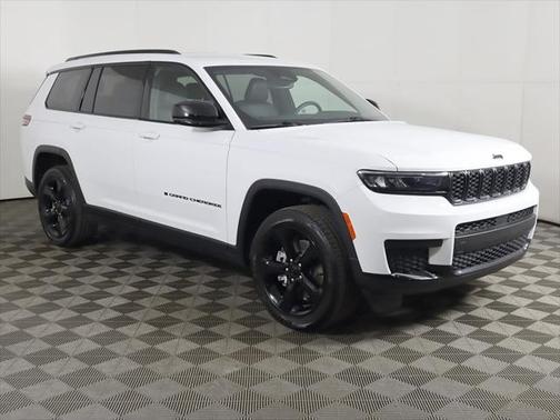 2023 Jeep Grand Cherokee L Altitude