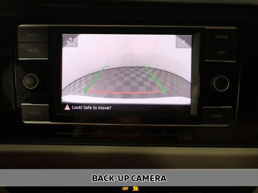 Opal White Pearl 2023 Volkswagen Jetta 1.5T SE