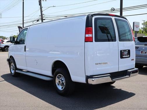 2023 GMC Savana 2500 Work Van
