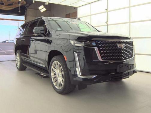 2022 Cadillac Escalade ESV Premium Luxury