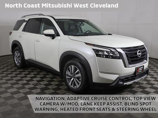 2023 Nissan Pathfinder SL 4WD