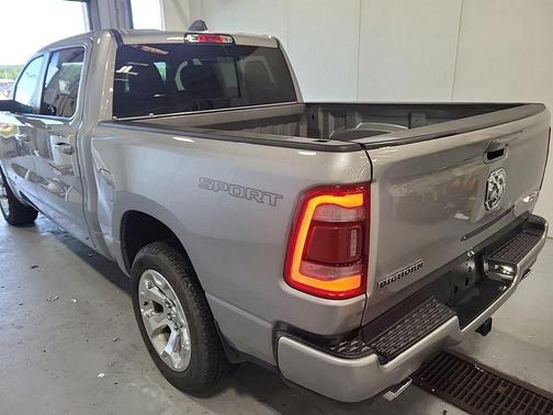 Billet Silver Metallic Clearcoat 2022 RAM 1500 Big Horn/Lone Star