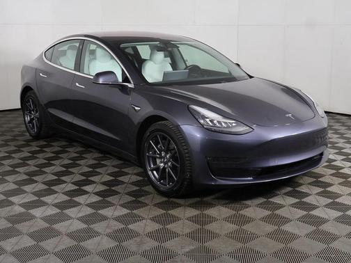2019 Tesla Model 3 Mid Range