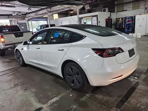 2023 Tesla Model 3 Standard Range