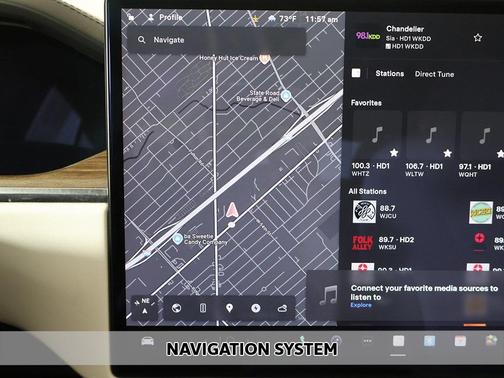 2022 Tesla Model S Base