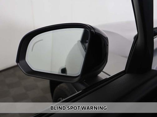 Silver Dawn Metallic 2023 Volvo XC40 B5 Plus Dark Theme