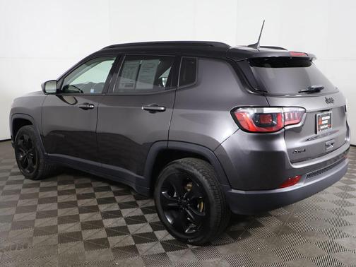 Granite Crystal Metallic Clearcoat 2020 Jeep Compass Latitude