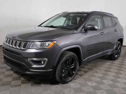 Granite Crystal Metallic Clearcoat 2020 Jeep Compass Latitude