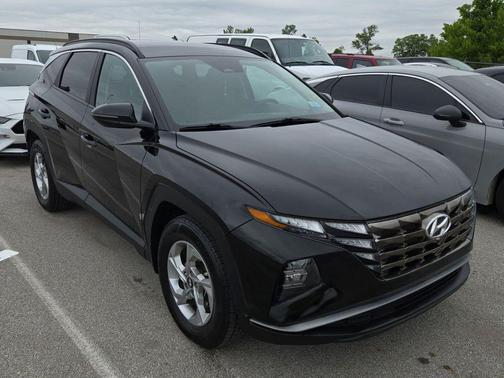 Phantom Black 2022 Hyundai TUCSON SEL