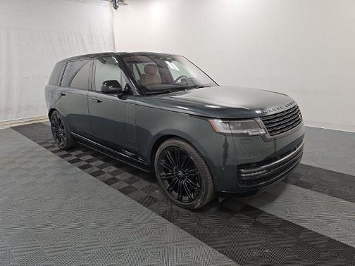Green 2023 Land Rover Range Rover P530 SE