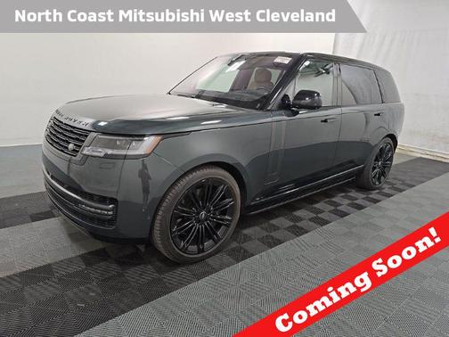 Green 2023 Land Rover Range Rover P530 SE