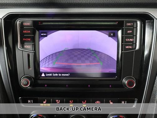 2018 Volkswagen Passat 2.0T R-Line