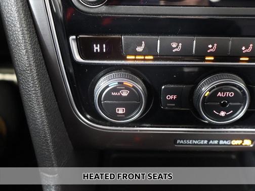 2018 Volkswagen Passat 2.0T R-Line