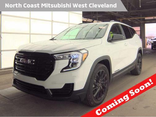 Summit White 2023 GMC Terrain SLE
