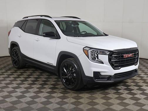 Summit White 2023 GMC Terrain SLE