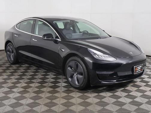 2019 Tesla Model 3 Mid Range