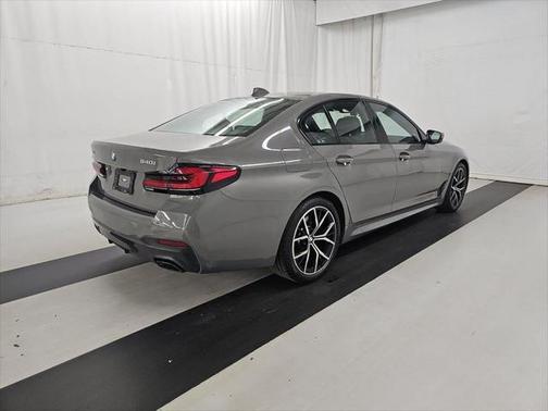 2022 BMW 540 i xDrive