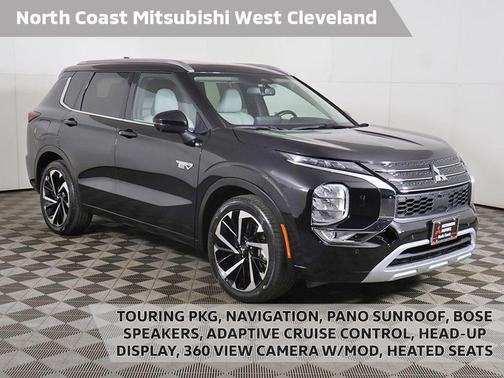 Labrador Black Metallic 2023 Mitsubishi Outlander PHEV SEL