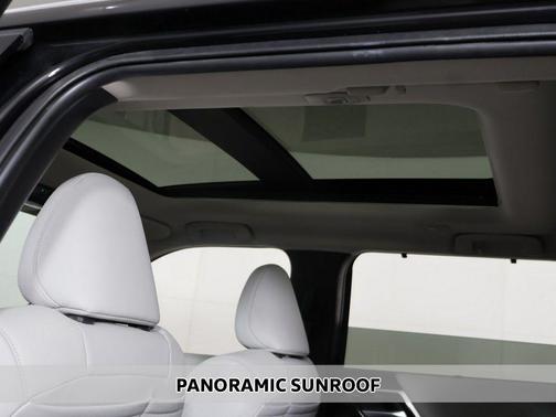 Labrador Black Metallic 2023 Mitsubishi Outlander PHEV SEL
