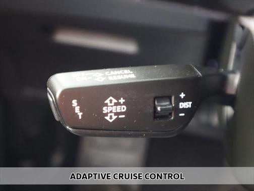 2021 Audi e-tron Premium Plus