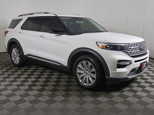 Star White Metallic Tri-Coat 2022 Ford Explorer Limited