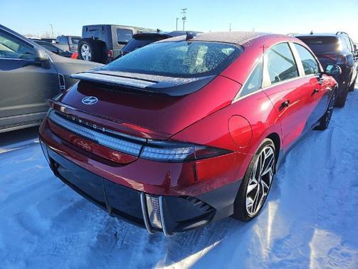 2024 Hyundai IONIQ 6 SEL