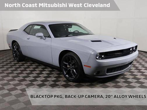 2022 Dodge Challenger SXT